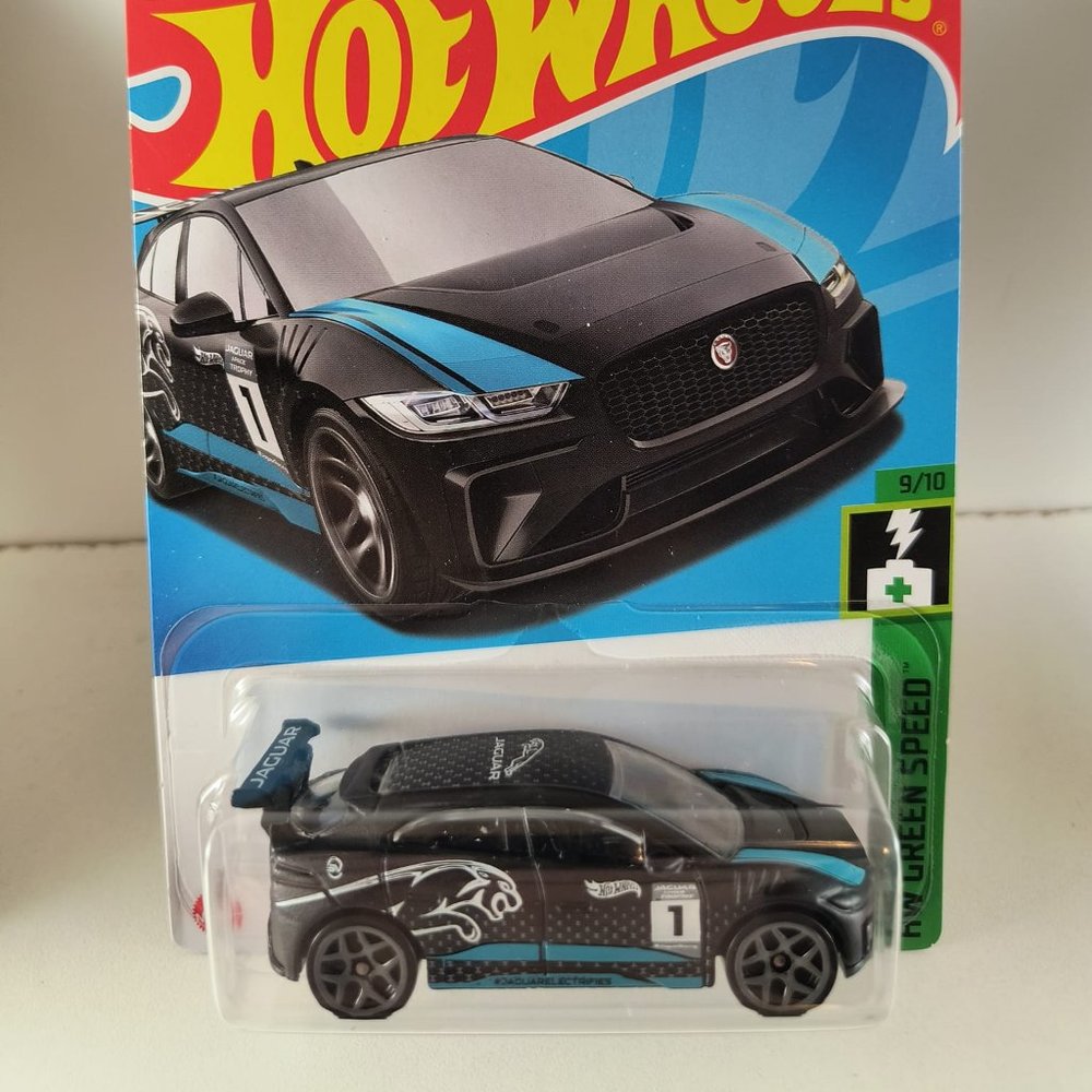 B21 Hot Wheels Jaguar I-PACE e TROPHY green with shipping protector